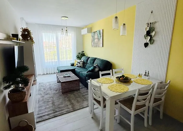 Апартаменти Sozopol Residence * Sozopol